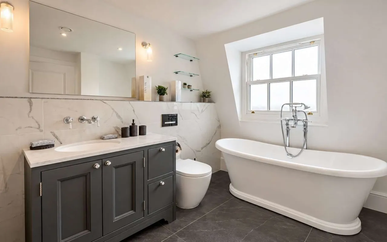 Winkfield Row, RG42, photo 11