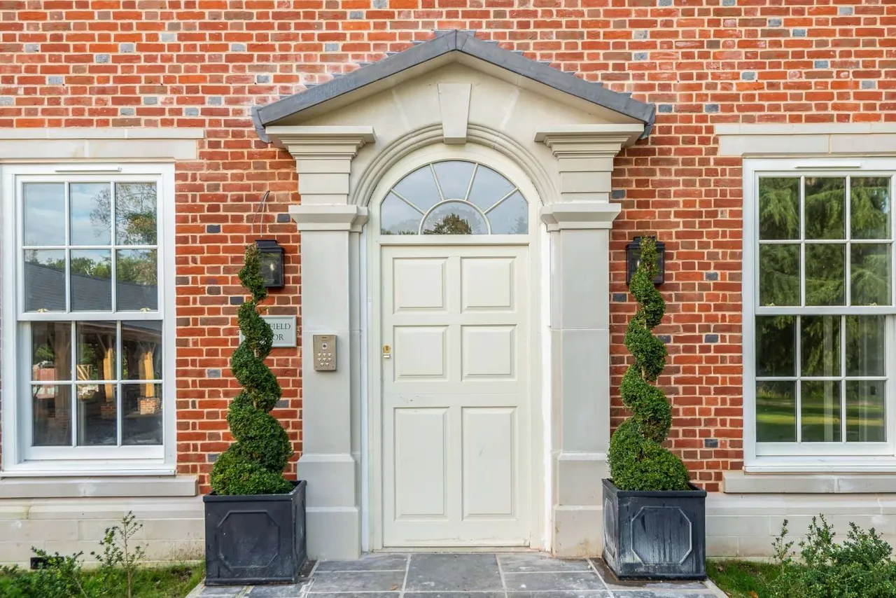 Winkfield Row, RG42, photo 13