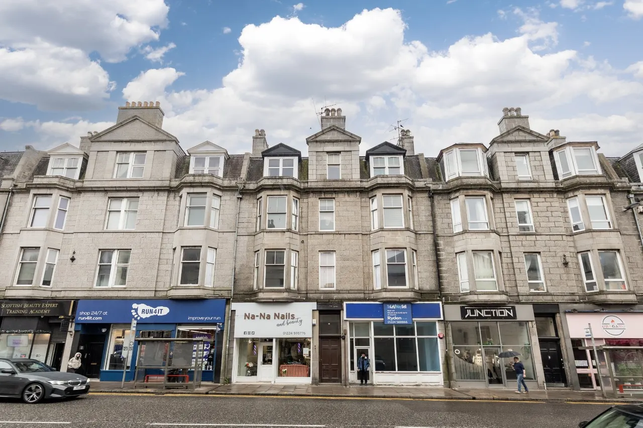 1 bed flat to rent, Holburn Street, Aberdeen, AB10