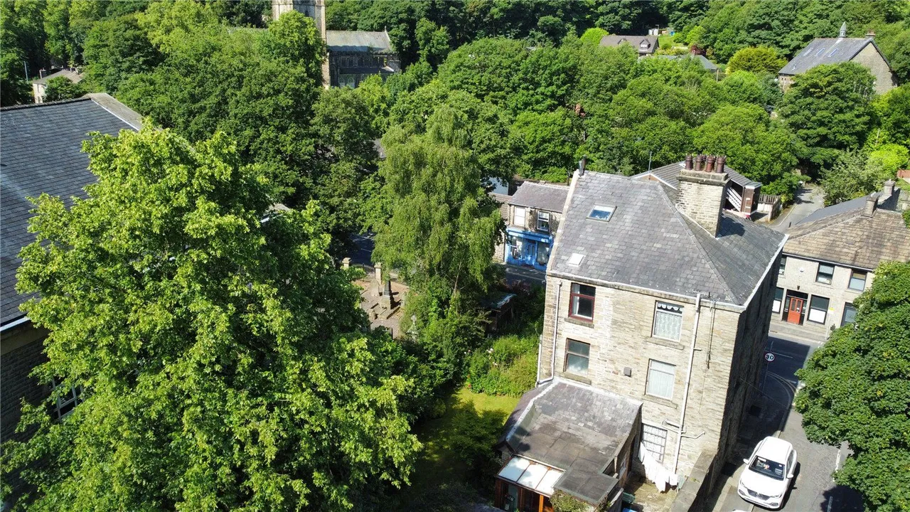Burnley Road, Rawtenstall, BB4, photo 22