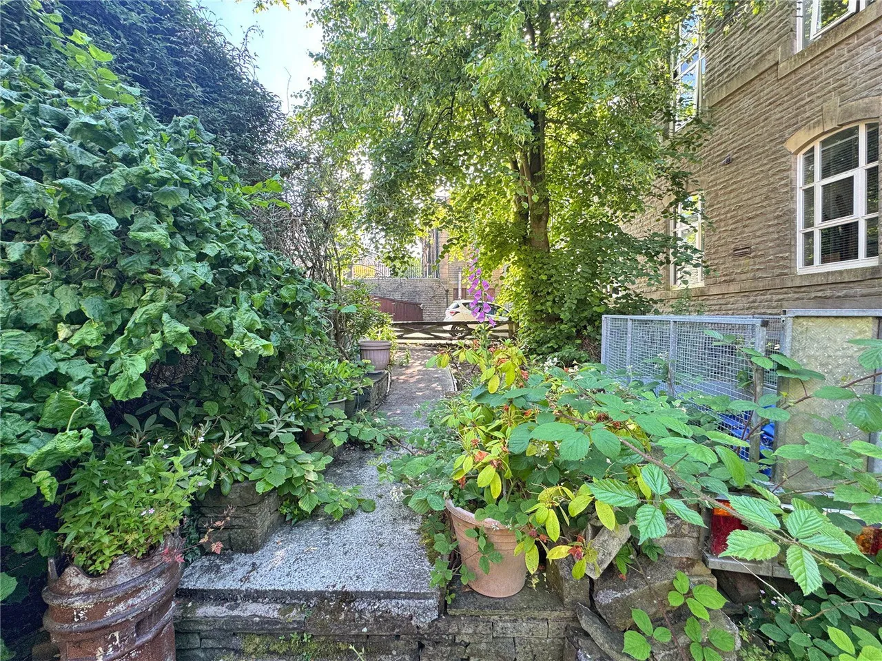 Burnley Road, Rawtenstall, BB4, photo 28