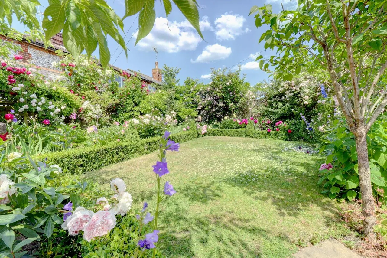 Lee Road, Saunderton Lee, HP27, photo 22