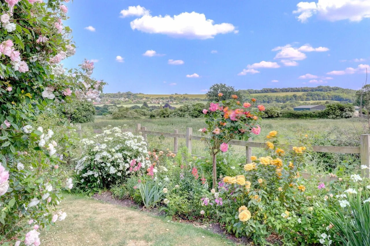 Lee Road, Saunderton Lee, HP27, photo 15