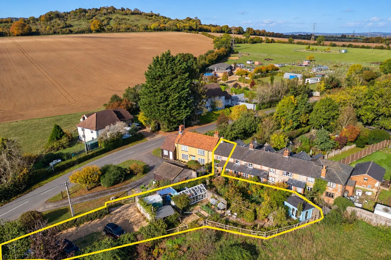Lee Road, Saunderton Lee, HP27, photo 17
