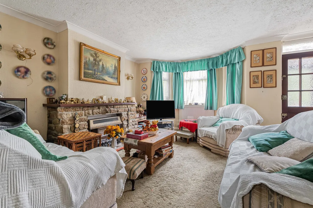 Main Road, Bucks Horn Oak, GU10, photo 12