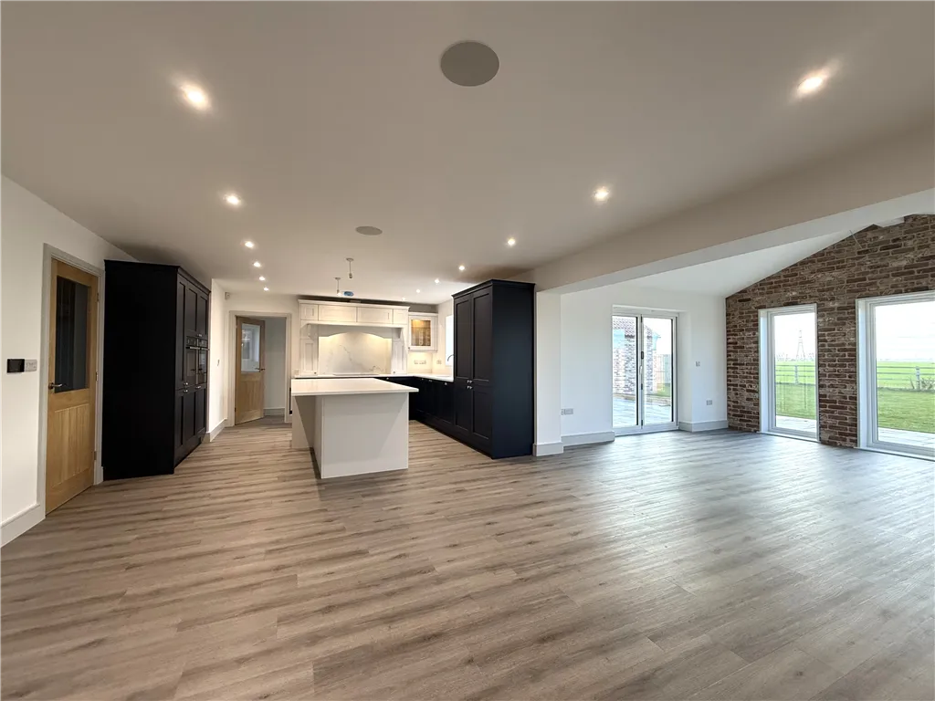 Walnut Road, Walpole St. Peter, PE14, photo 10