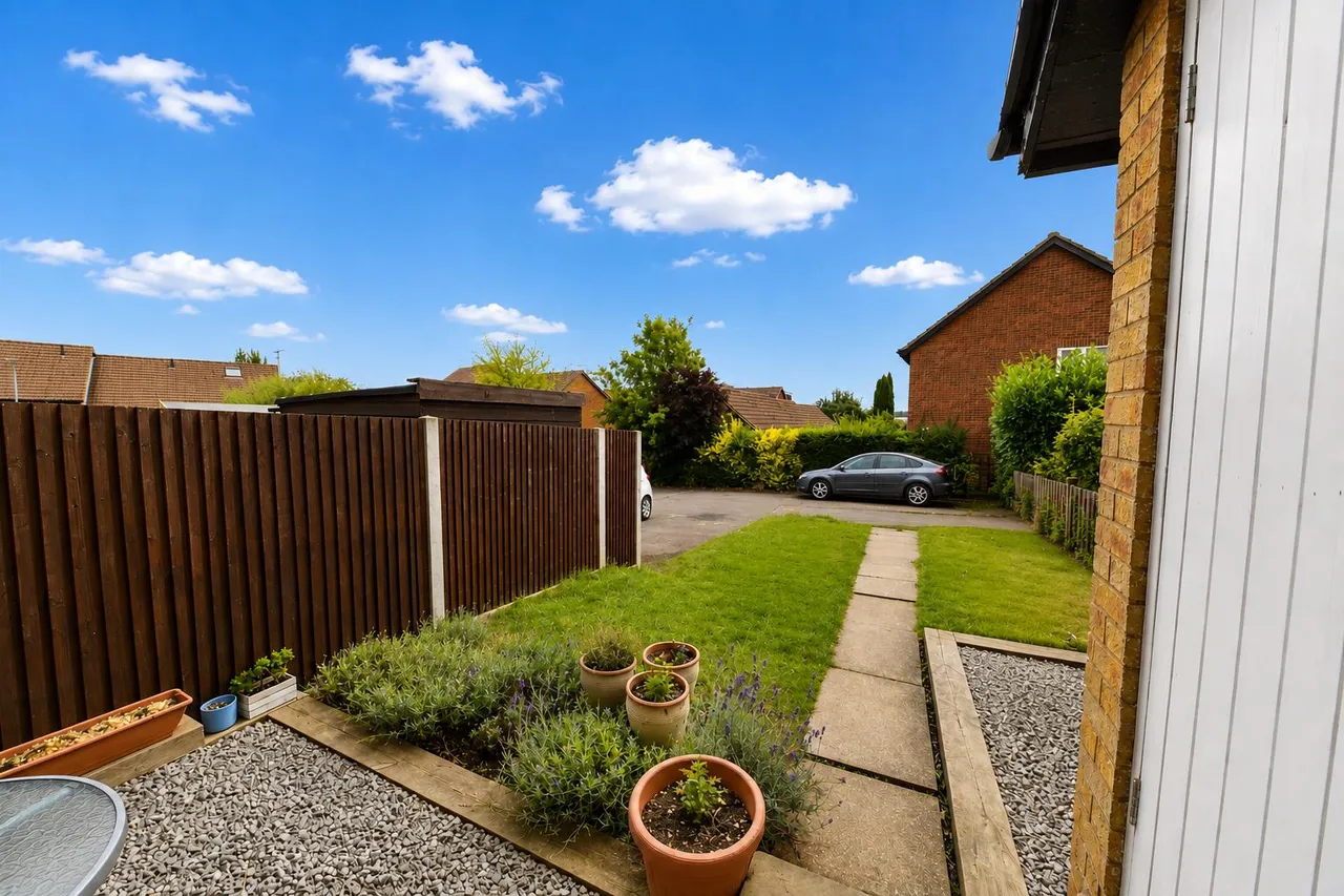 Woodstock, Knebworth, SG3 6EA, photo 15