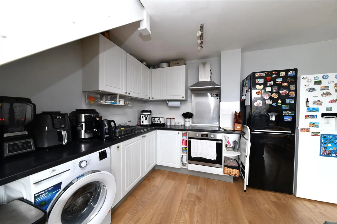 Woodstock, Knebworth, SG3 6EA, photo 11
