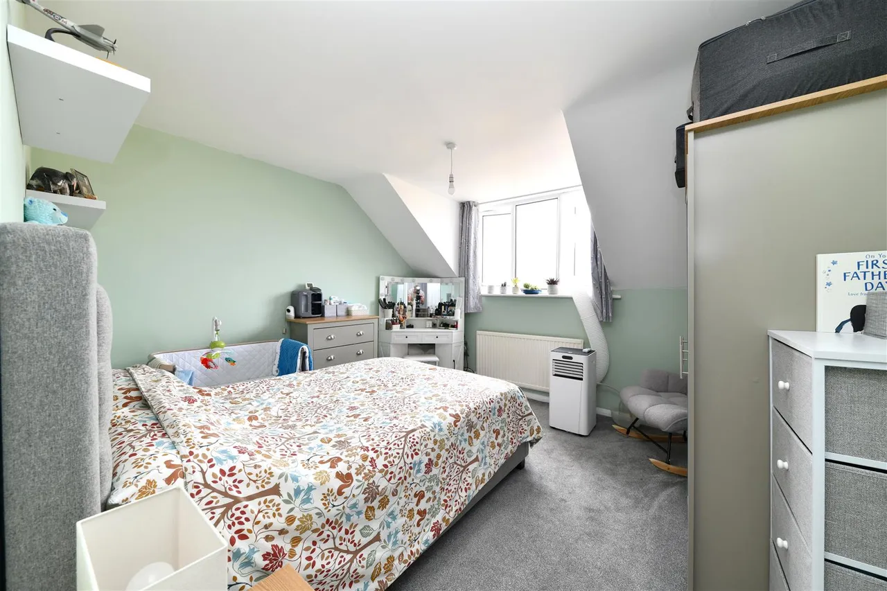 Woodstock, Knebworth, SG3 6EA, photo 6