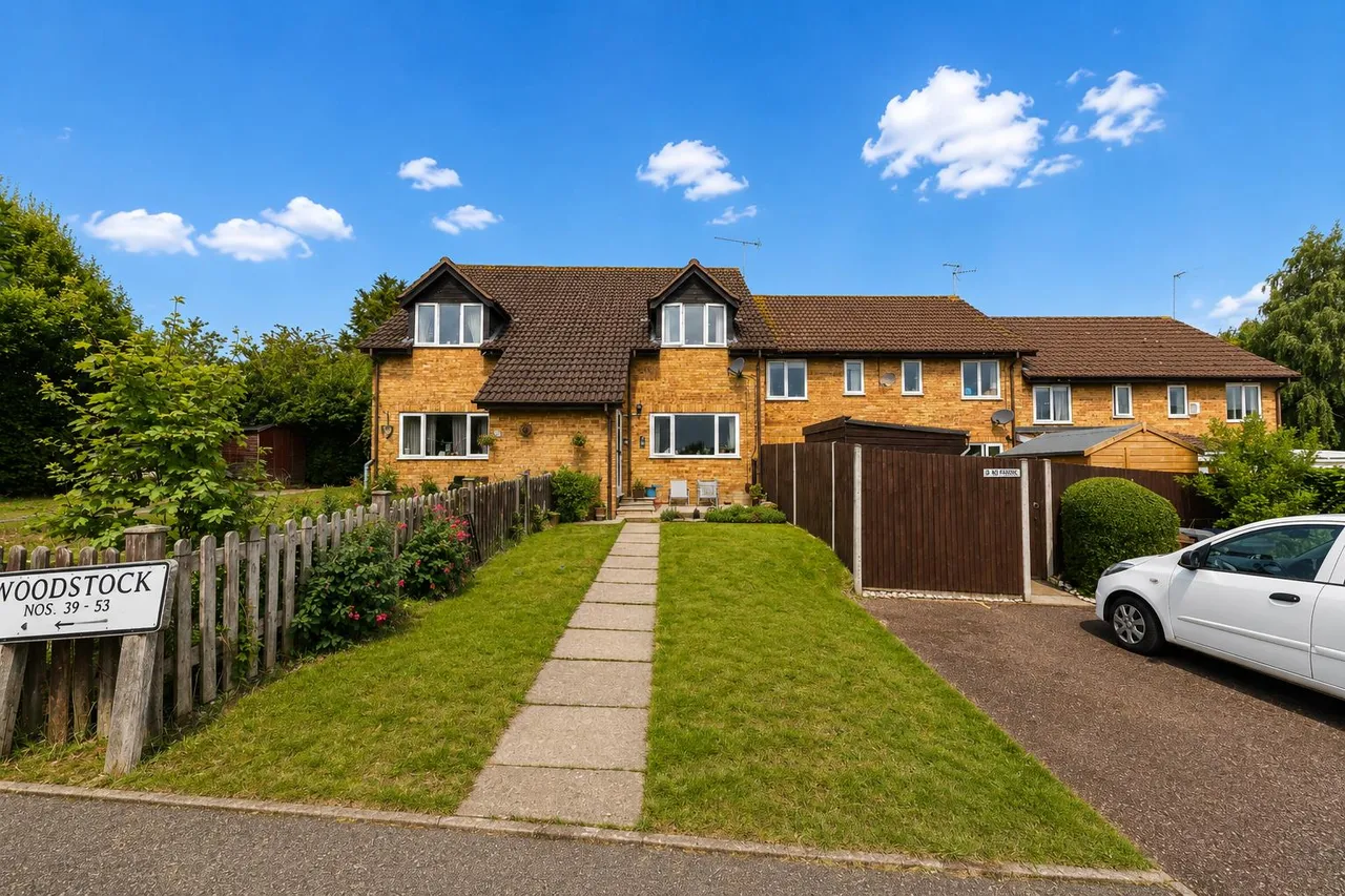 1 bed house for sale — Woodstock, Knebworth, SG3 6EA