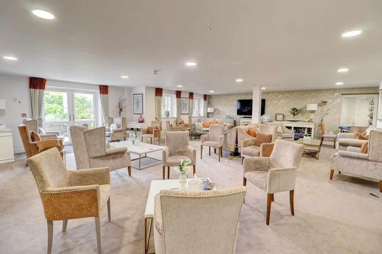 Trinity Place, Hazlemere, HP15, photo 11
