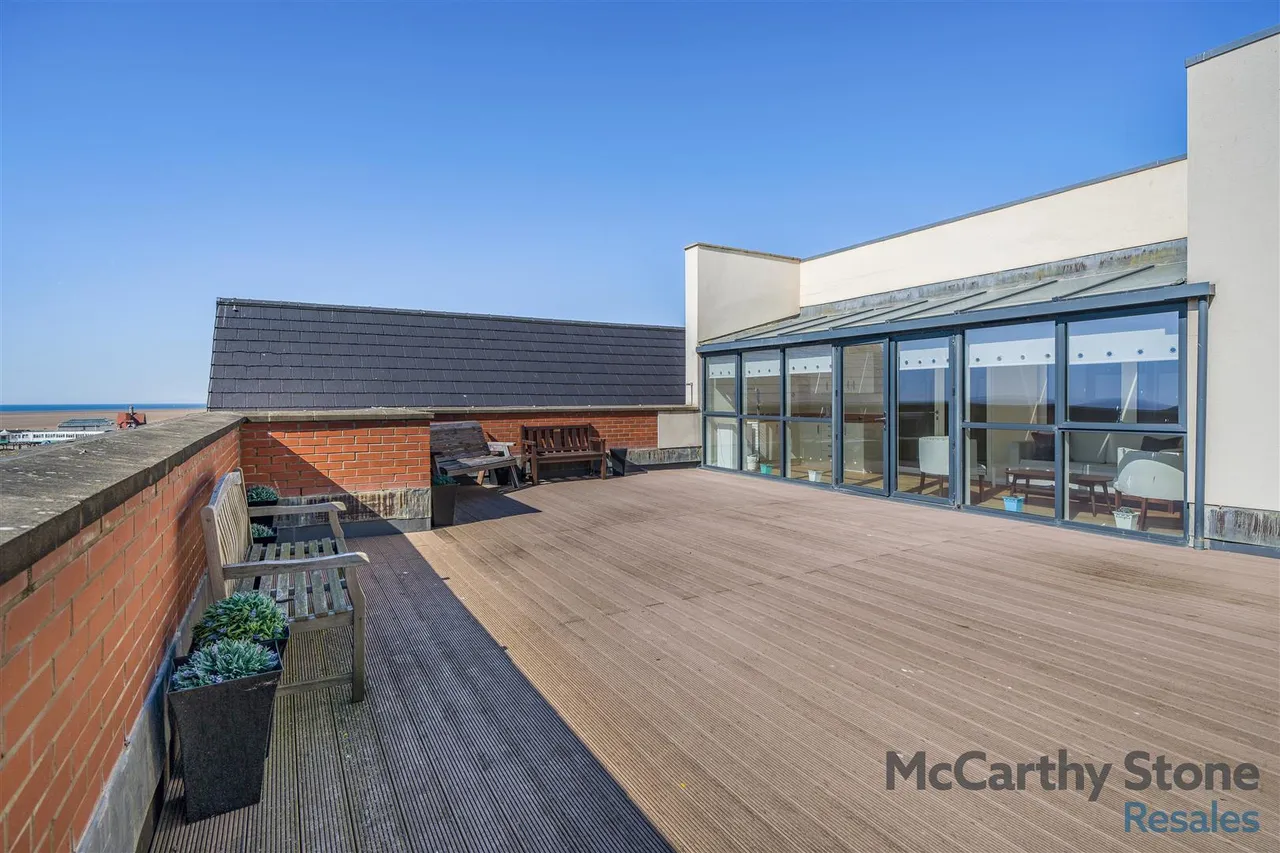 South Promenade, Lytham St. Annes, FY8, photo 18