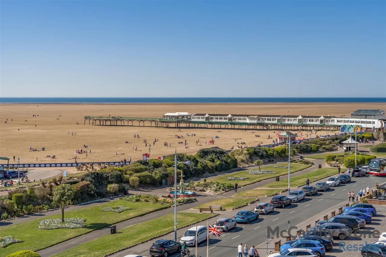 South Promenade, Lytham St. Annes, FY8, photo 19