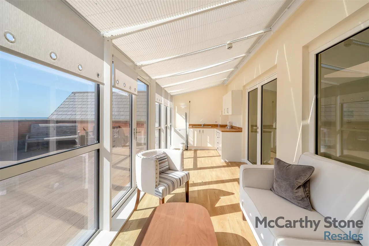 South Promenade, Lytham St. Annes, FY8, photo 21