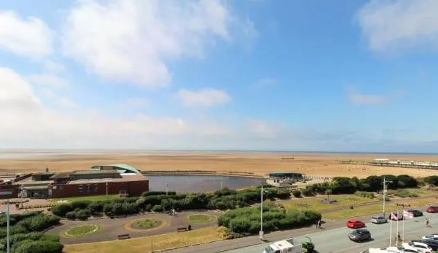 South Promenade, Lytham St. Annes, FY8, photo 13