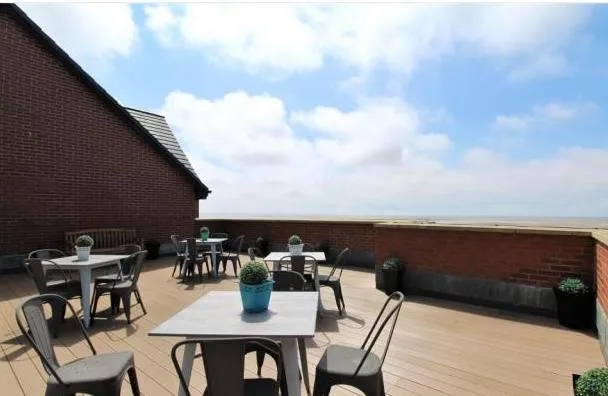 South Promenade, Lytham St. Annes, FY8, photo 17
