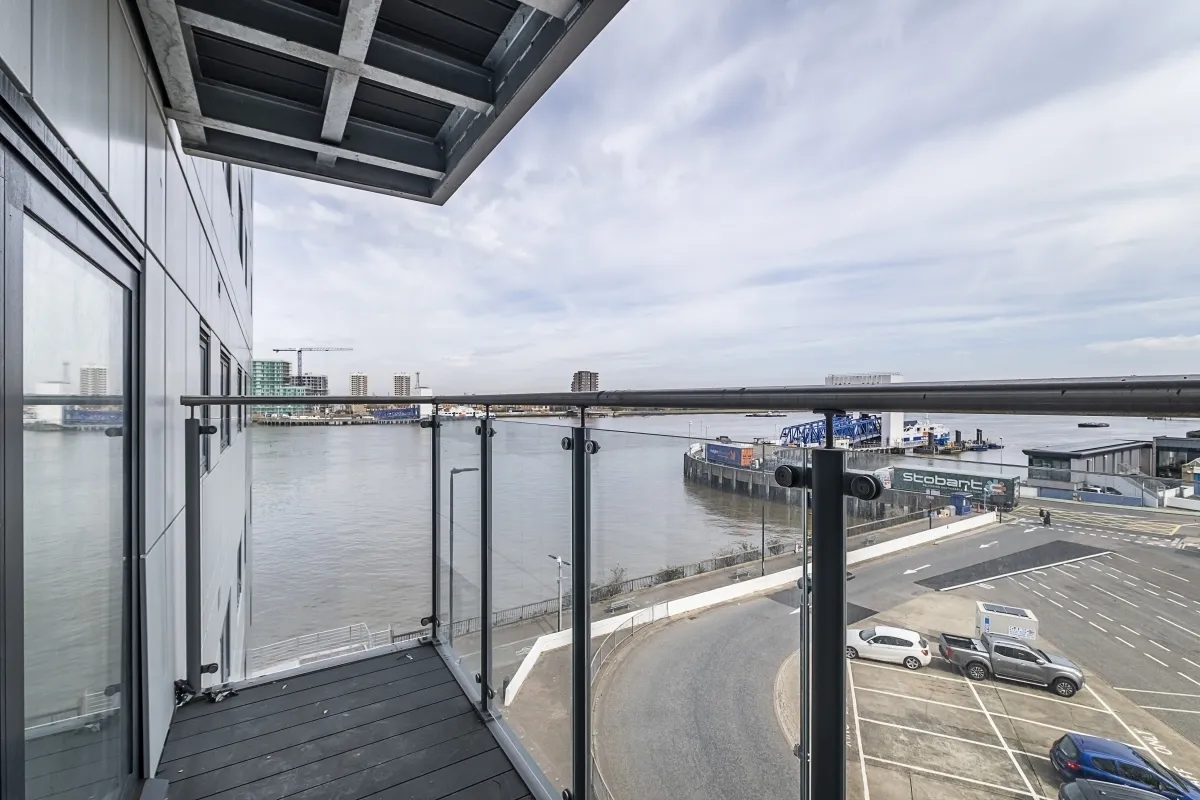 Mast Quay London, SE18, photo 6