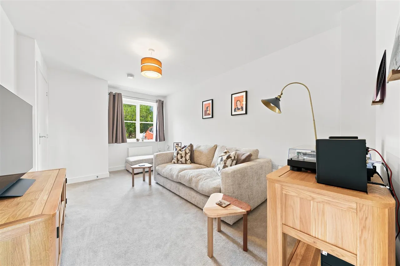 Barbary Close, Loughborough, photo 6