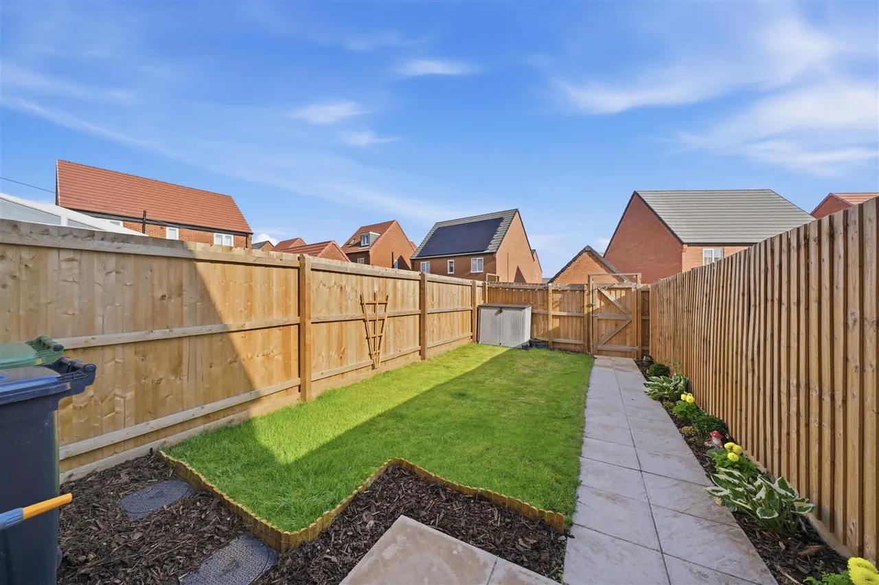 Barbary Close, Loughborough, photo 12