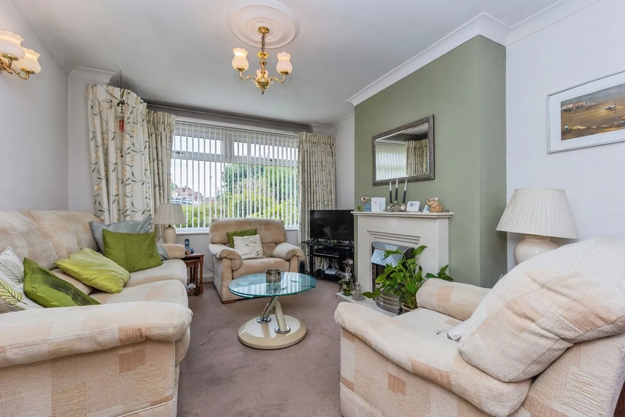 Gaydon Road, Sale, Greater Manchester, M33, photo 4
