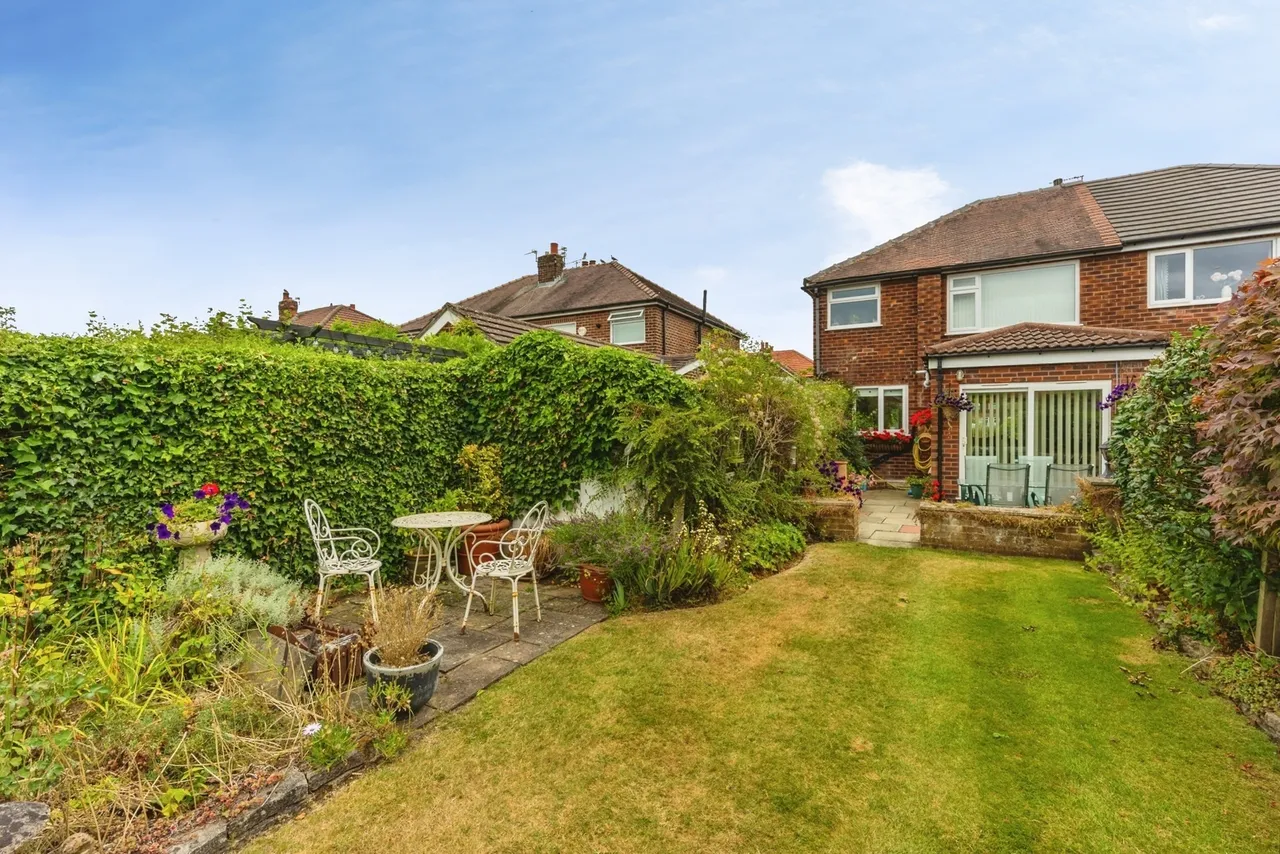 Gaydon Road, Sale, Greater Manchester, M33, photo 17