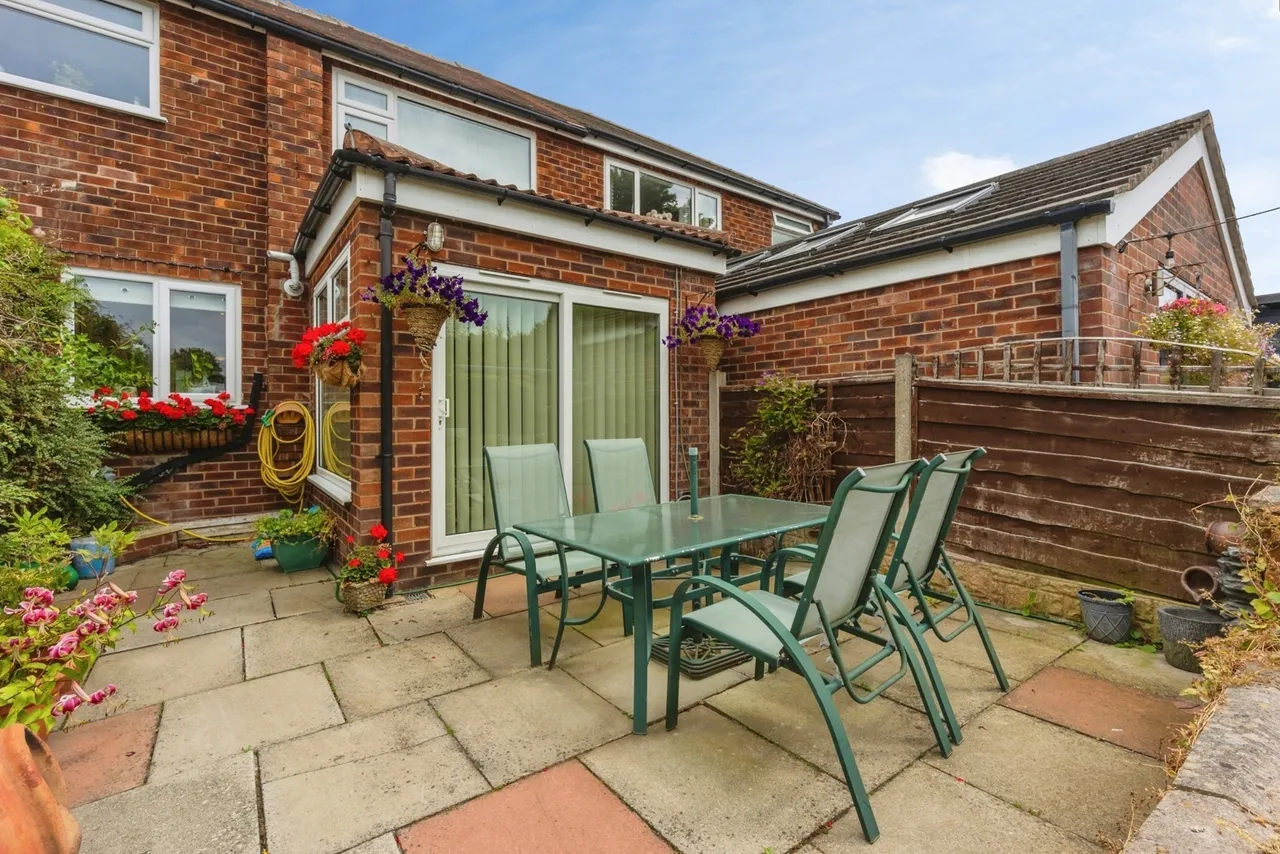 Gaydon Road, Sale, Greater Manchester, M33, photo 18