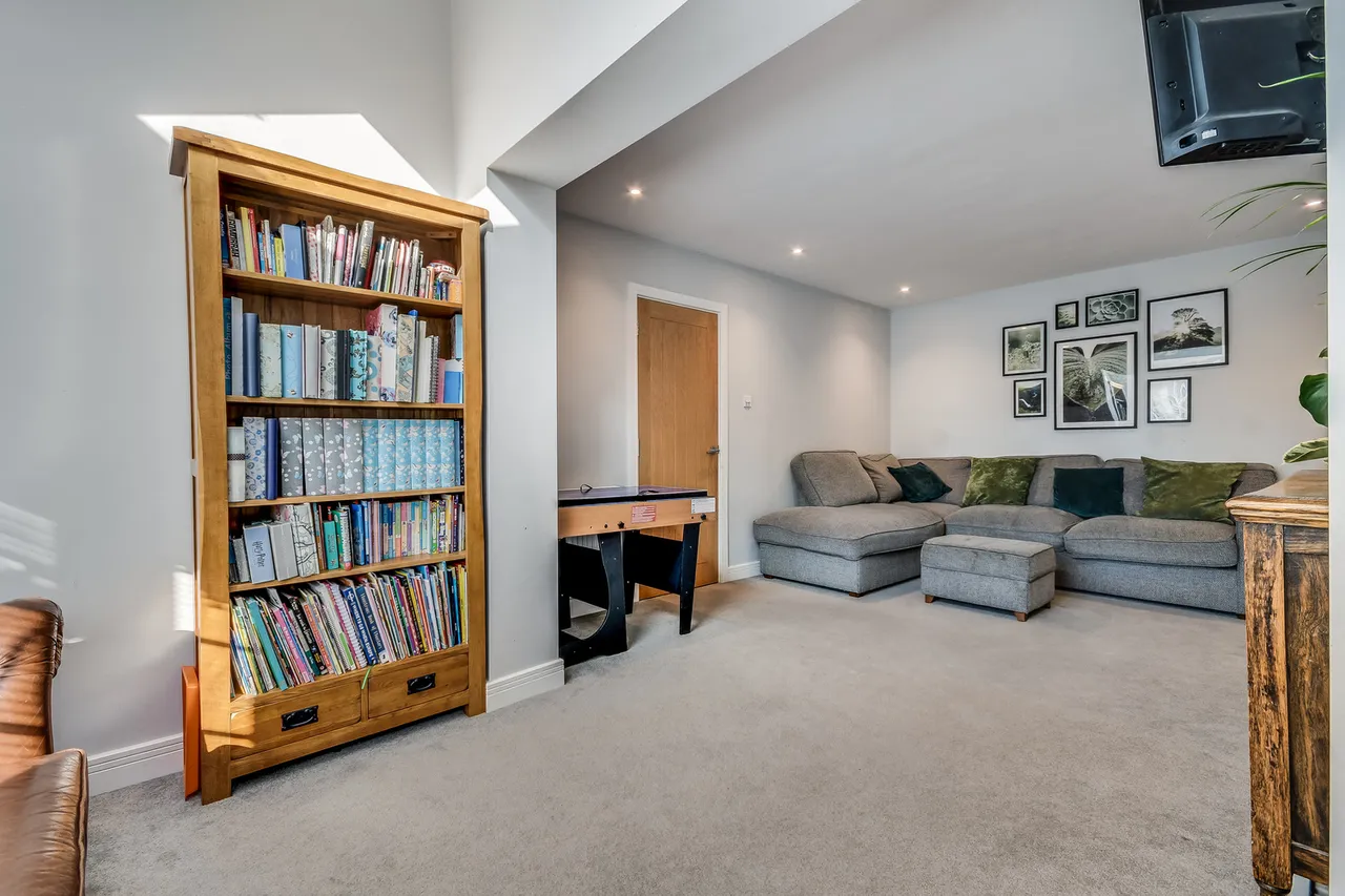 9 Laurence Croft, Writtle, Chelmsford, Essex, CM1 3LN, photo 9