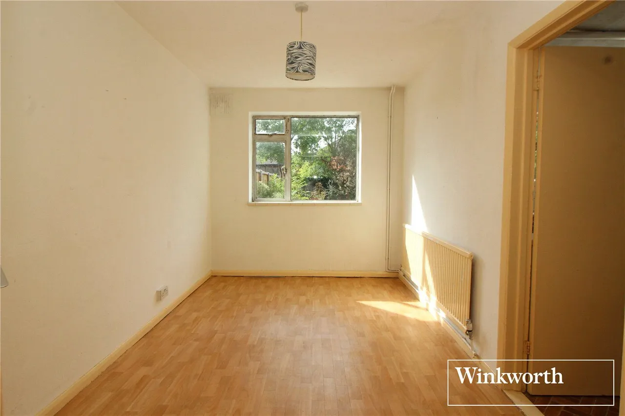 Winstre Road, Borehamwood, WD6, photo 3