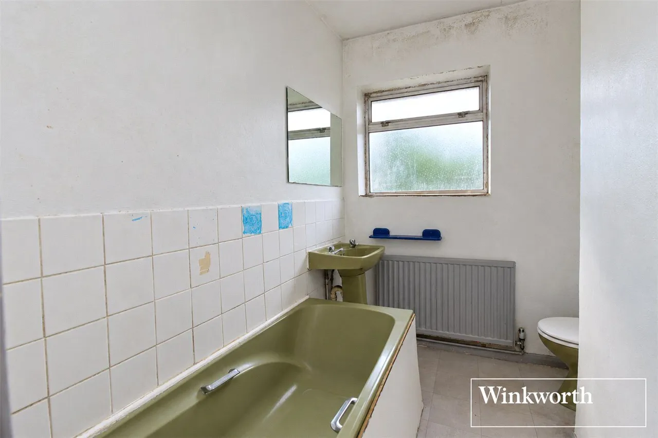 Winstre Road, Borehamwood, WD6, photo 10