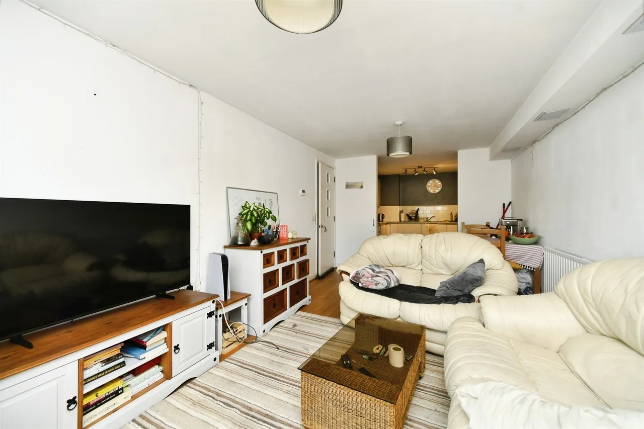 Coombe Road, Brighton, photo 6