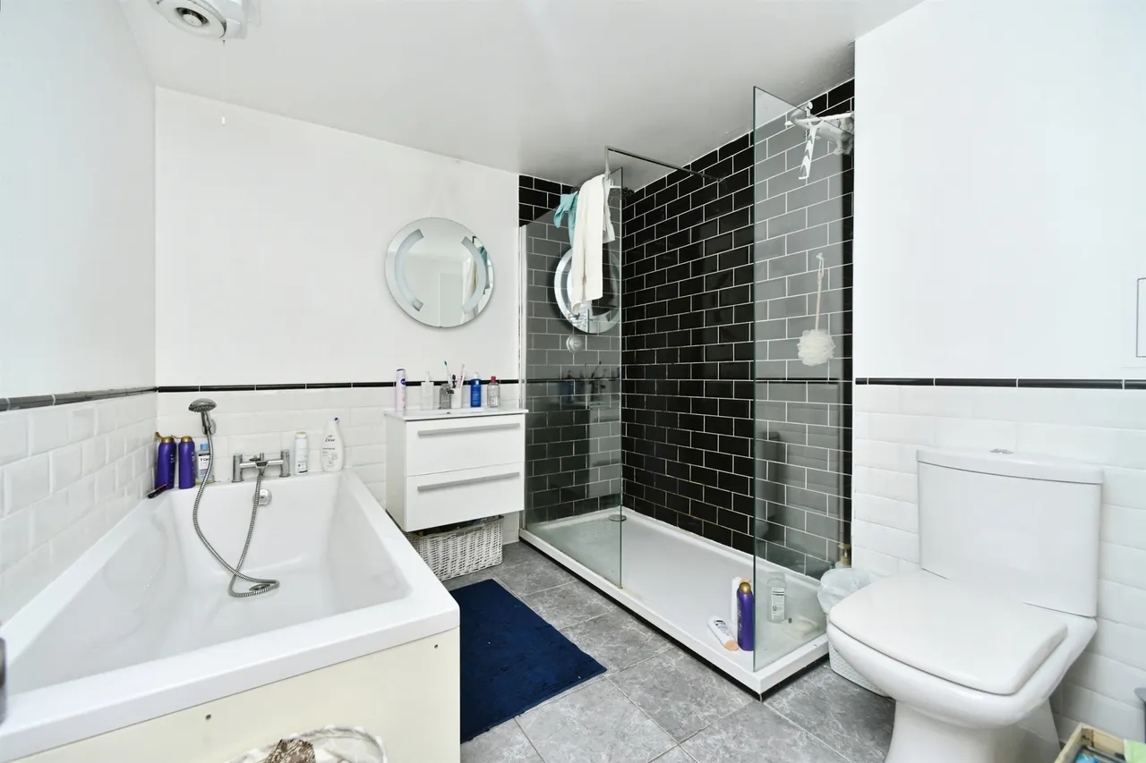 Coombe Road, Brighton, photo 10