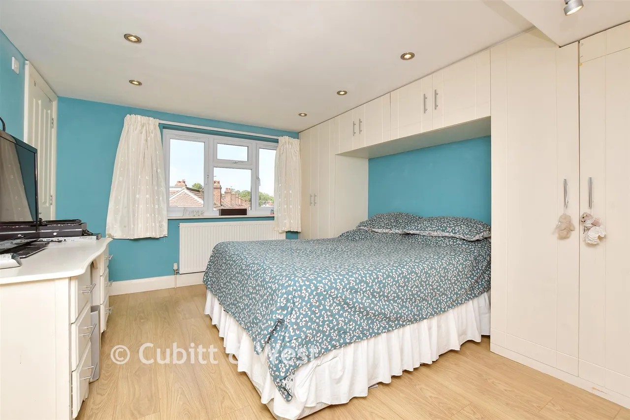 London Road, Wallington, SM6, photo 6