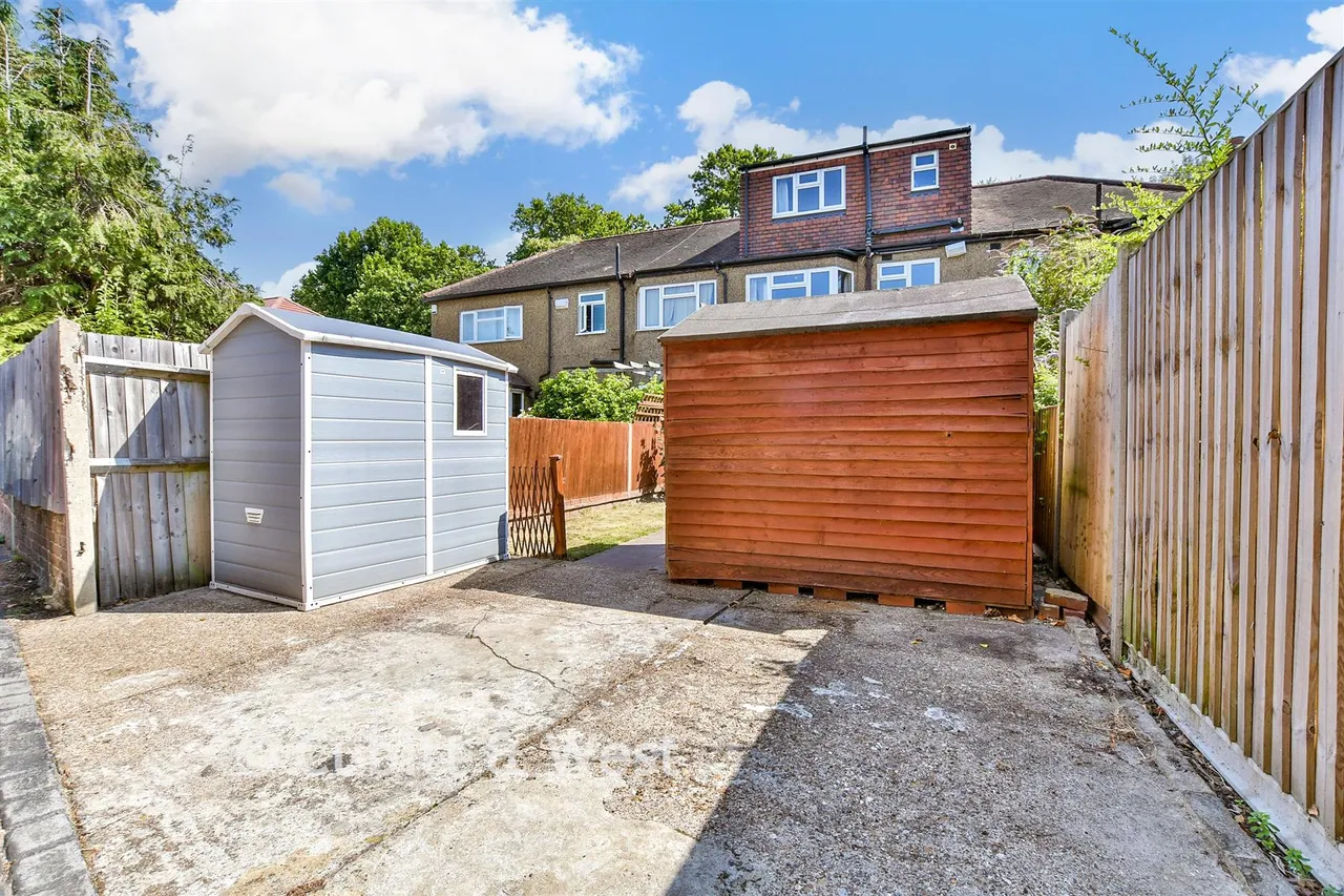 London Road, Wallington, SM6, photo 12