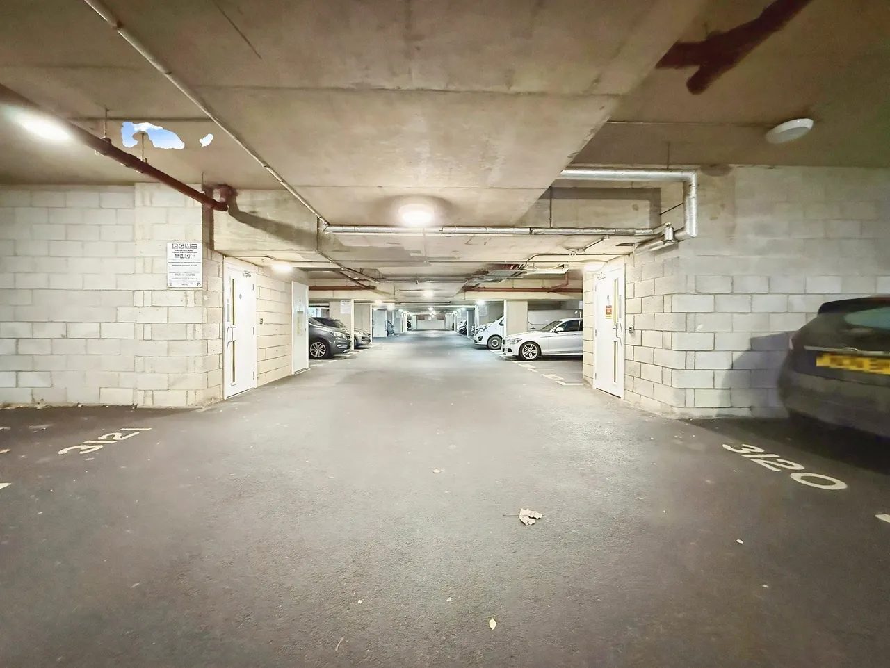 Viridian Square, Aylesbury, HP21, photo 14