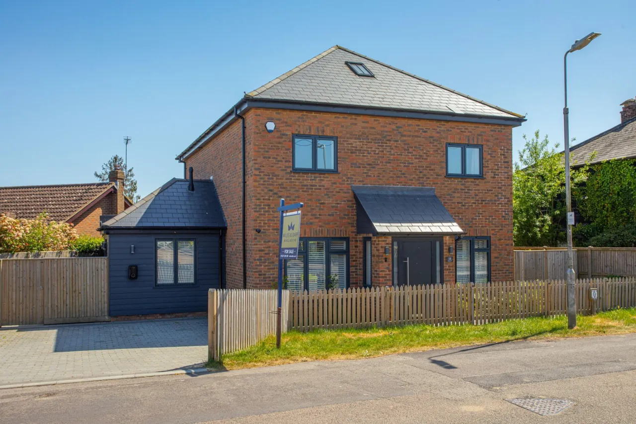4 bed house for sale, Chapel Lane, Blean, CT2
