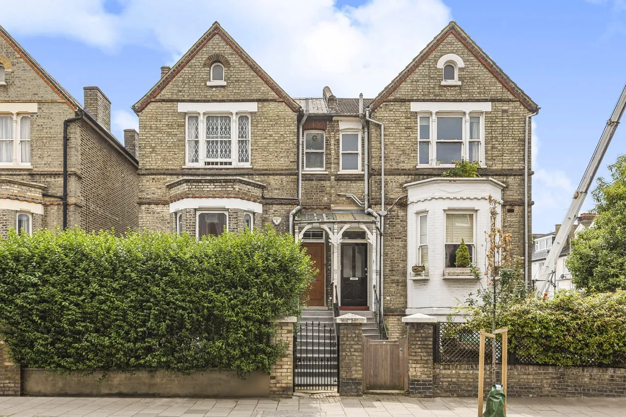 5 bed flat for sale, Mill Lane, West Hampstead, NW6