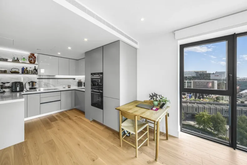 Fountain Park Way, White City, W12, photo 9