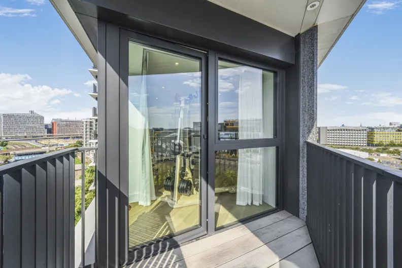 Fountain Park Way, White City, W12, photo 15
