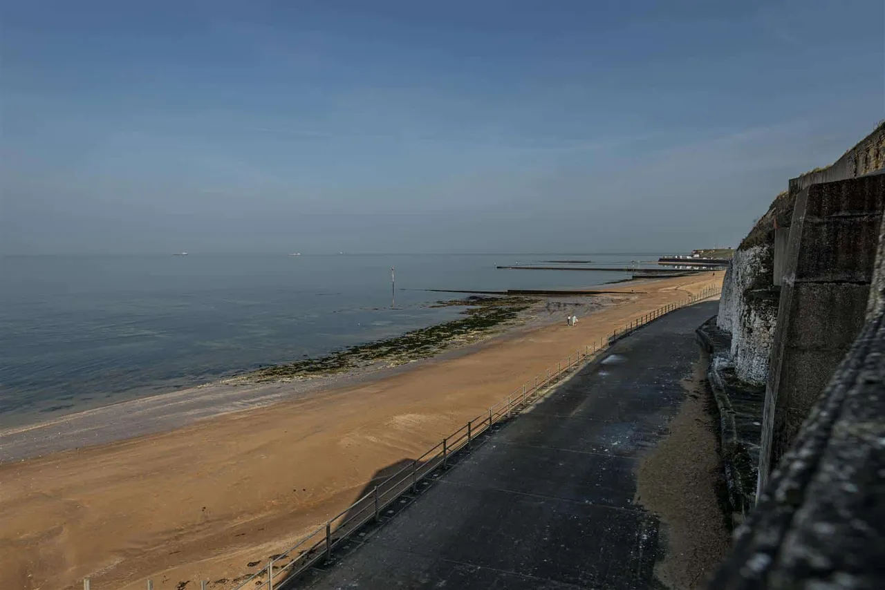 Harold Road, Margate, Kent, CT9 2HN, photo 25