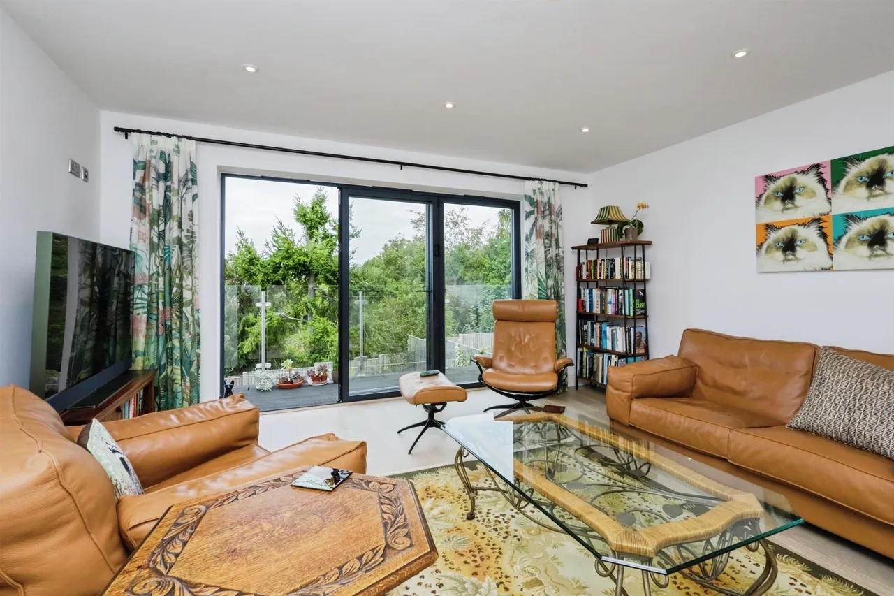 Hurst Road, Eastbourne, BN21, photo 2