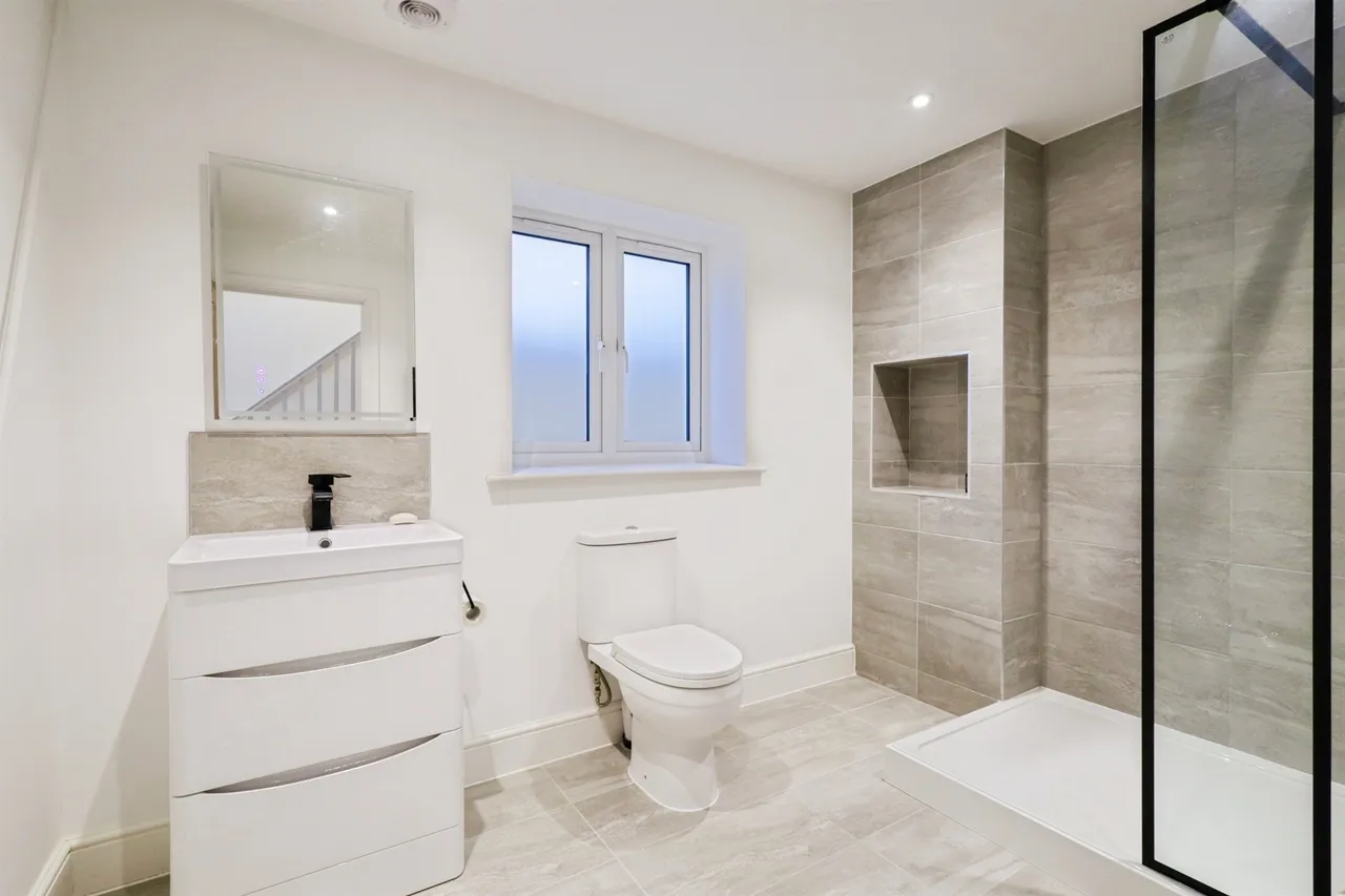 Hurst Road, Eastbourne, BN21, photo 18