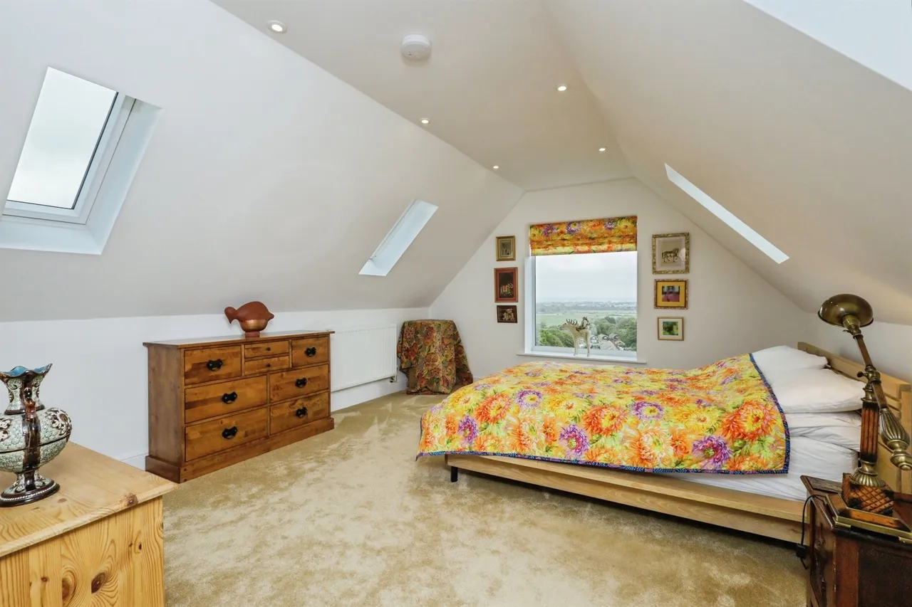Hurst Road, Eastbourne, BN21, photo 13