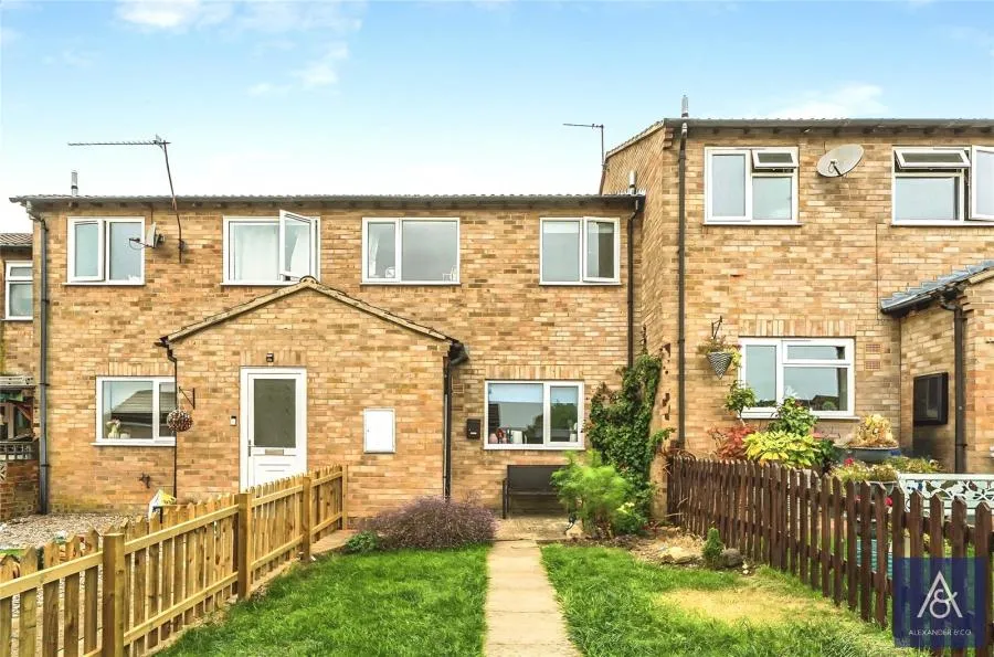 3 bed house for sale, St Peters Gate, Brackley, NN13