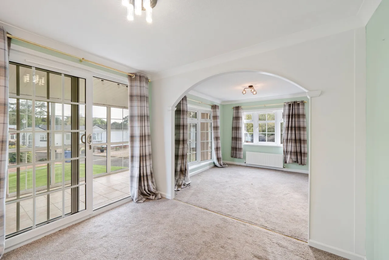 Woodlands Walk, Dunnikier Chalet Park, KY1, photo 10