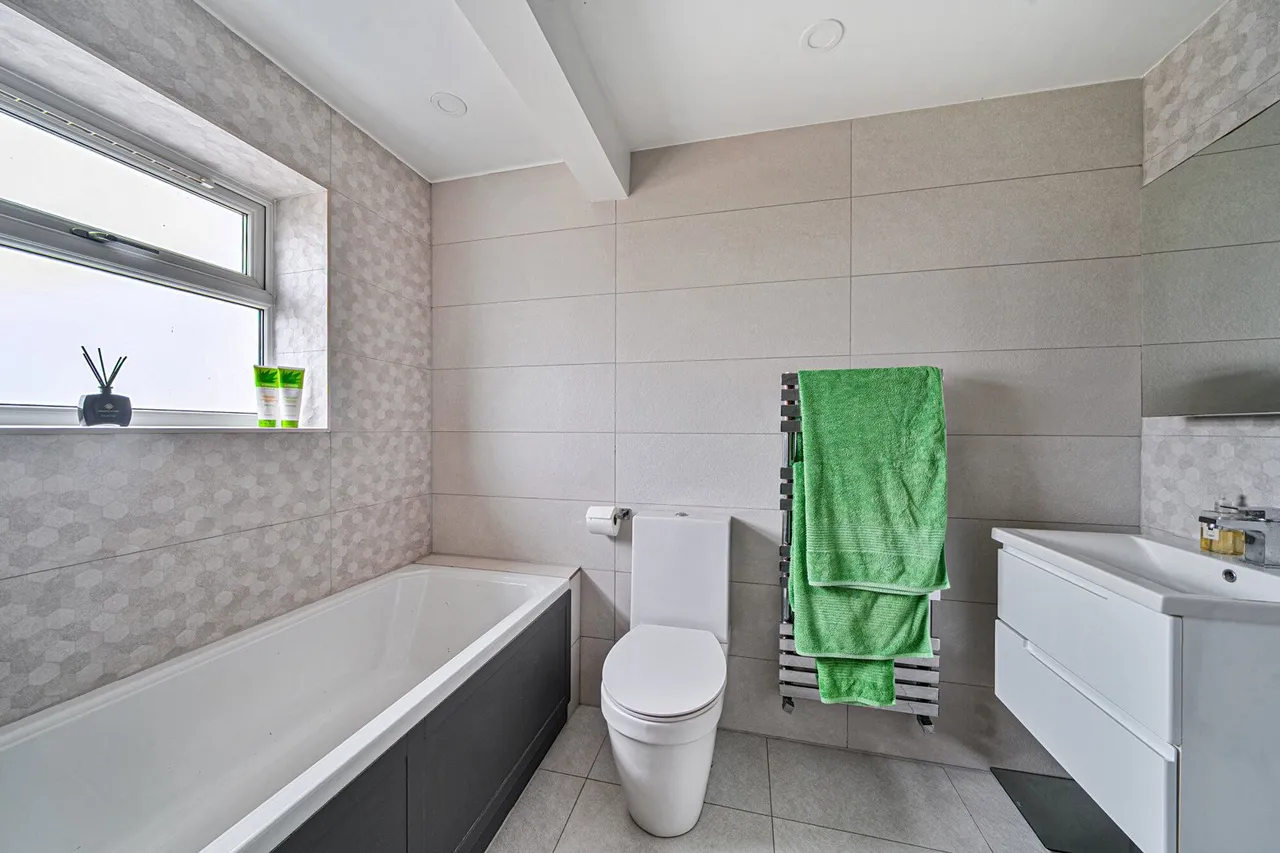 Kingsdown Way, BR2, photo 13