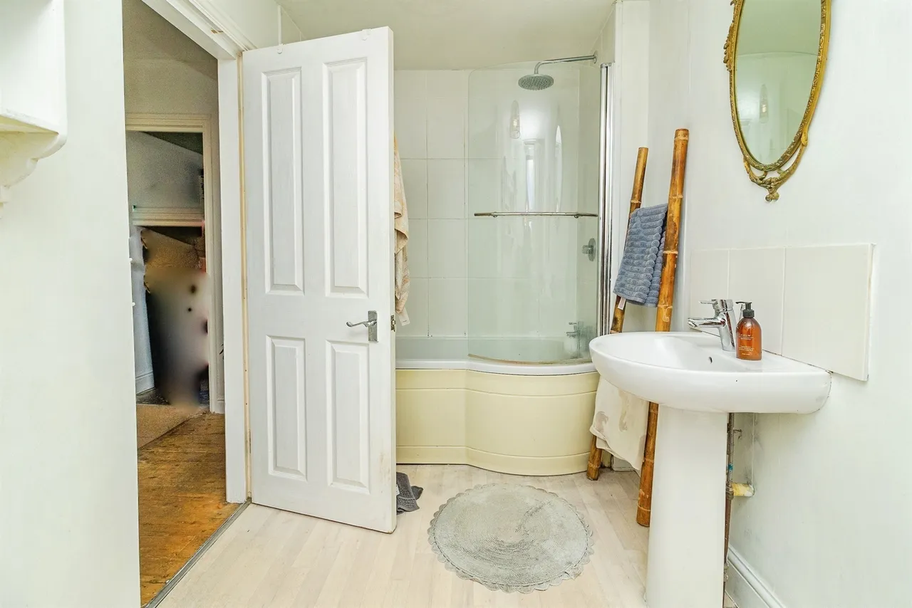The Leys, Woburn Sands, MK17, photo 17