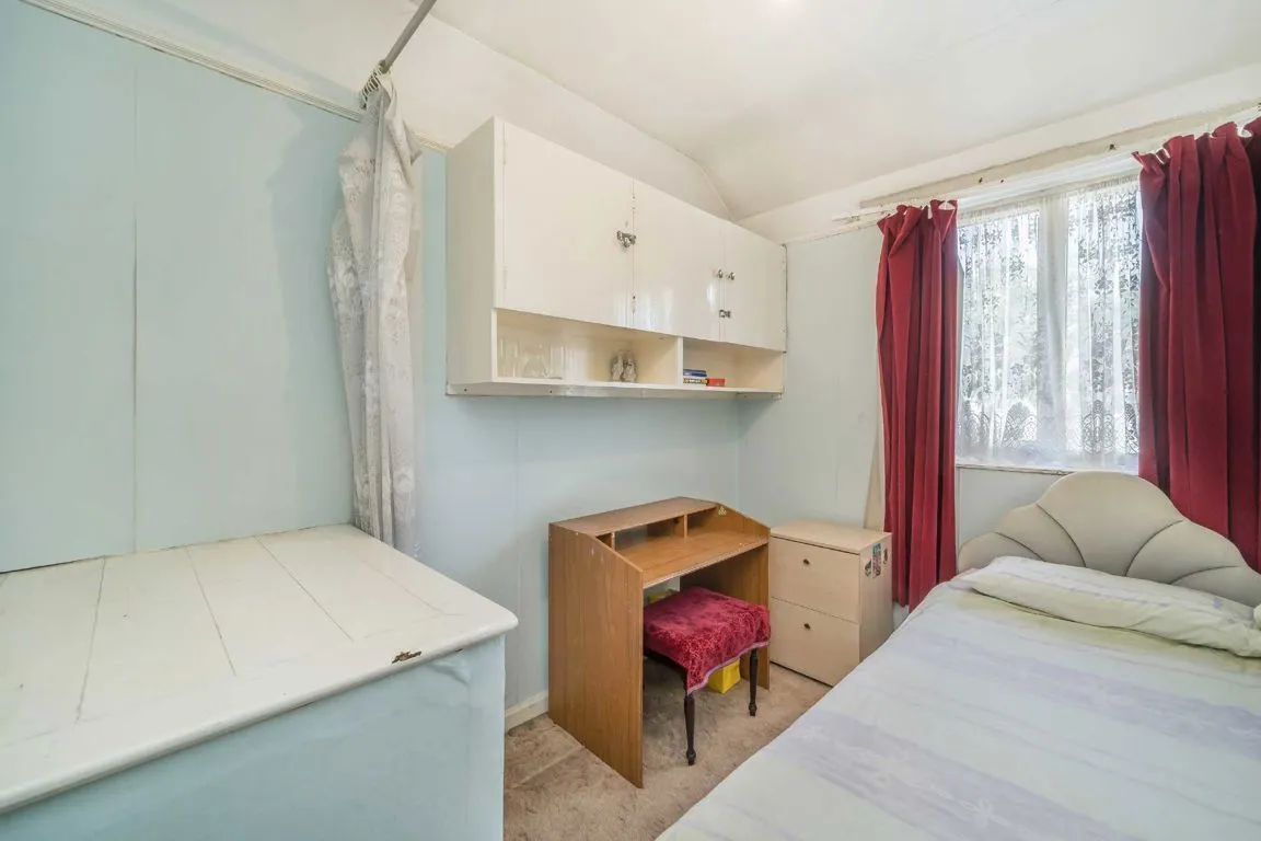 Topsham Road, SW17, photo 7