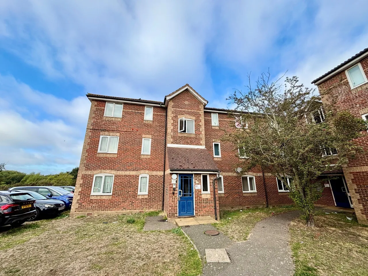 Chantress Close, Dagenham, RM10, photo 3