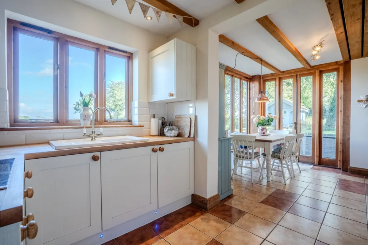 The Turnpike, Bunwell, NR16, photo 5