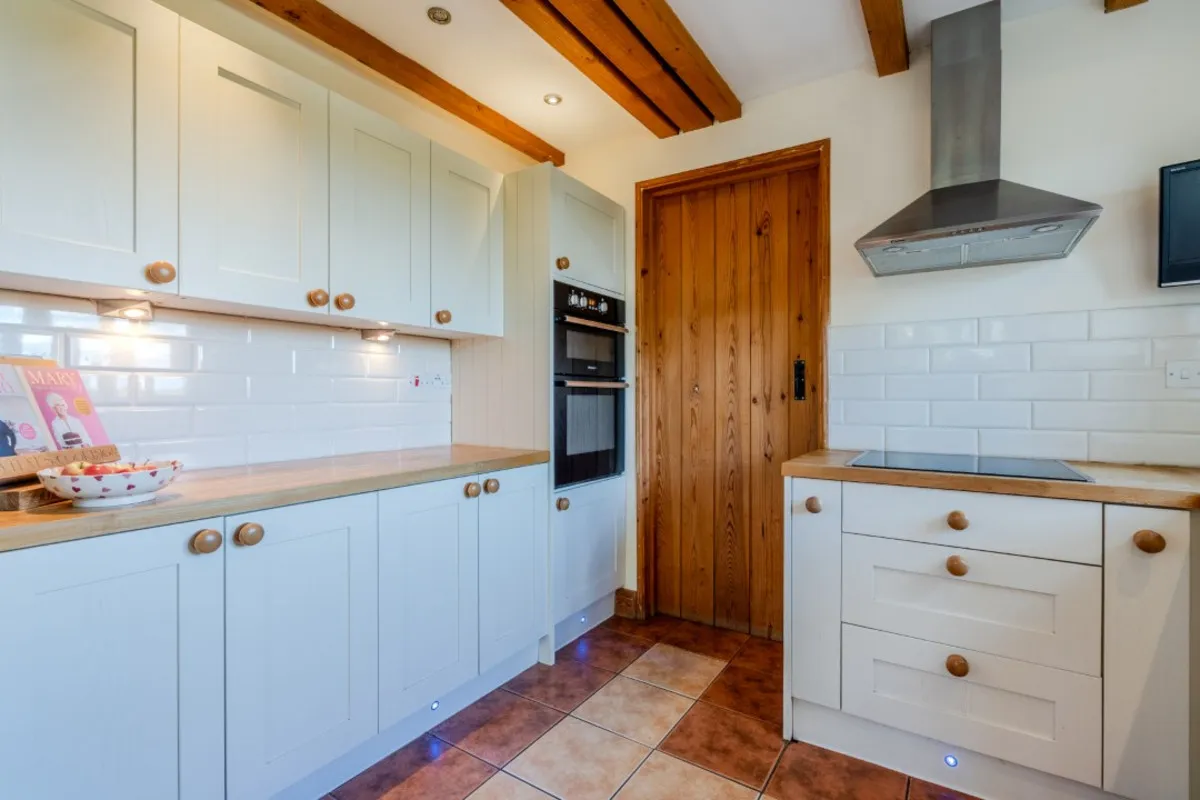 The Turnpike, Bunwell, NR16, photo 4